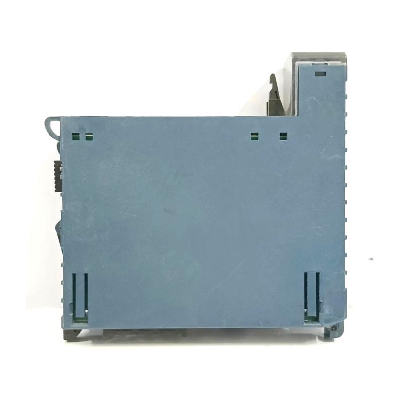 GE Fanuc IC694MDL742 Voltage Ou